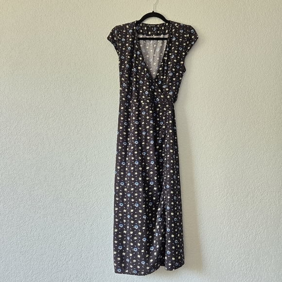 J‎ Crew M Dark Floral Midi Short Sleeve Wrap Dress Vneck - Picture 1 of 9